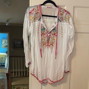 Johnny Was White Tunic with Multicolor Floral Embroidery